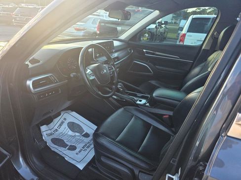 Used 2020 Kia Telluride LX image 5