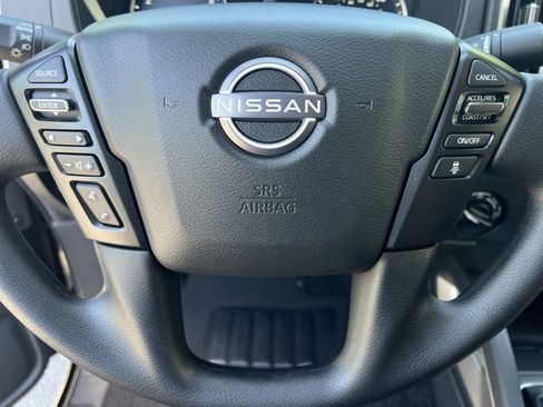 New 2026 Nissan Frontier SV AWD/4WD image 9