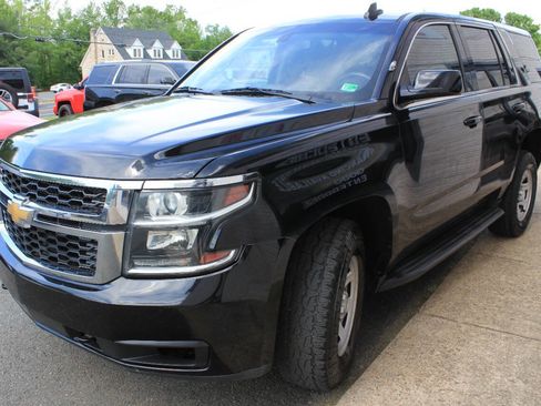 Used 2018 Chevrolet Tahoe 4WD w/ Suspension Package, Off-Road image 5