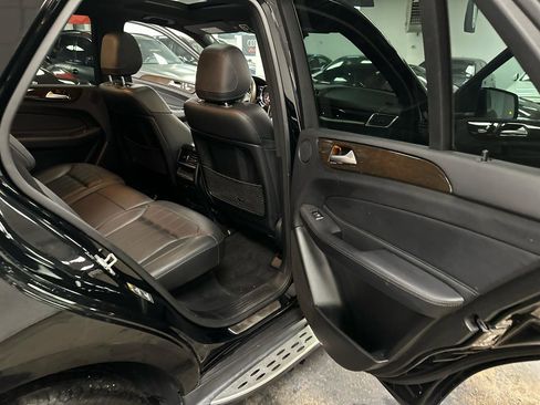 Used 2017 Mercedes-Benz GLE 350 4MATIC image 38