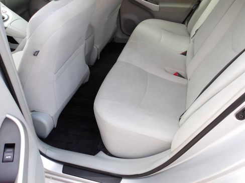 Used 2015 Toyota Prius Two image 20