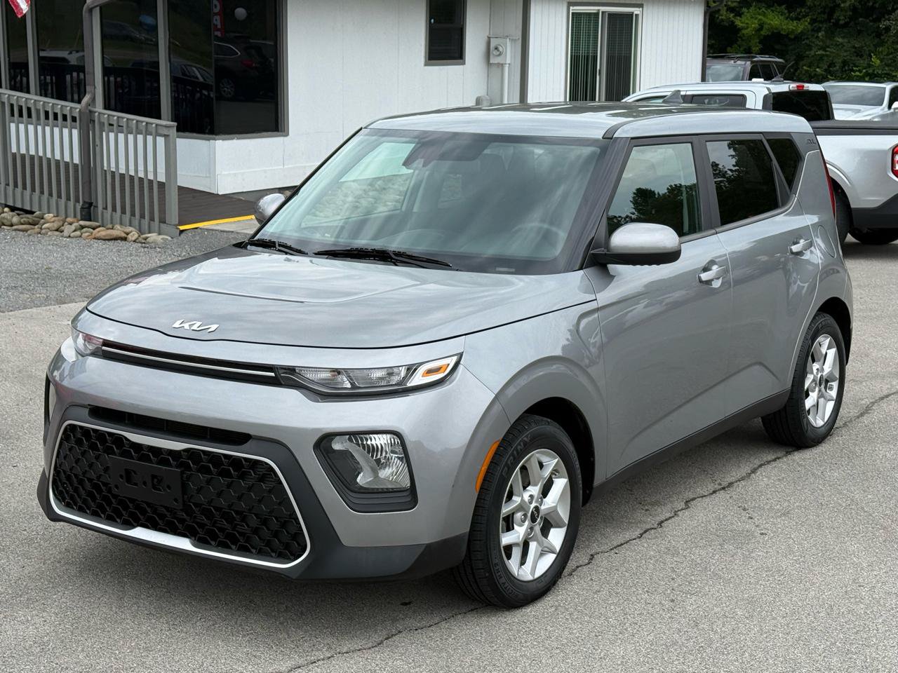 Used 2022 Kia Soul LX w/ Technology Package FWD image 7