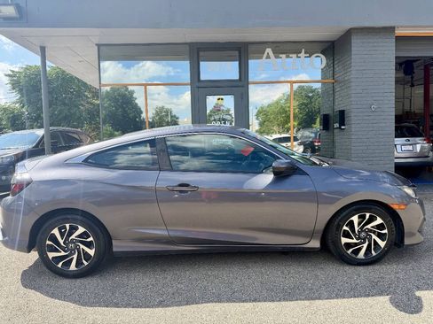 Used 2017 Honda Civic LX image 2