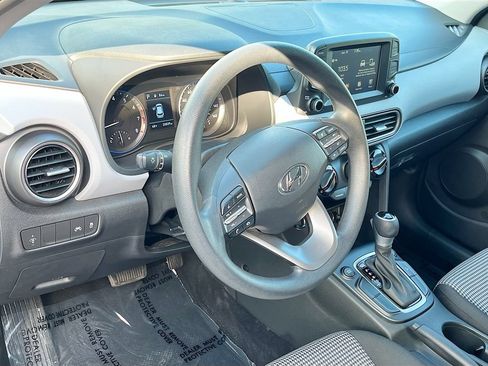 Used 2021 Hyundai Kona SE AWD/4WD image 11