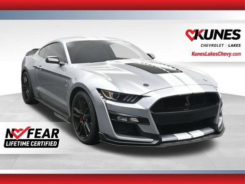 Used 2022 Ford Mustang Shelby GT500 w/ Technology Package RWD image 1