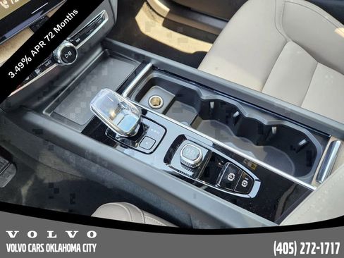 Used 2026 Volvo XC60 B5 Plus w/ Protection Package Premier image 19