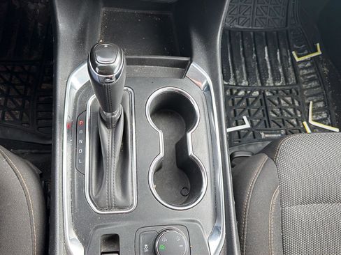 Used 2019 Chevrolet Traverse LT w/ LPO, Floor Liner Package image 8