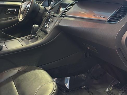 Used 2017 Ford Taurus SEL w/ Equipment Group 201A image 21