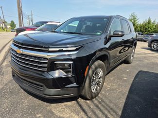 Used 2024 Chevrolet Traverse LT AWD/4WD video 3