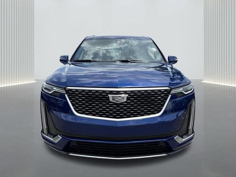 Certified 2024 Cadillac XT6 Premium Luxury FWD image 2