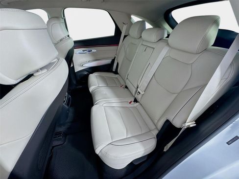 New 2026 Genesis GV70 2.5T Advanced AWD/4WD image 24
