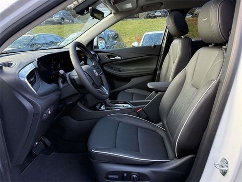 New 2026 Buick Encore GX Avenir w/ Avenir Technology Package image 8