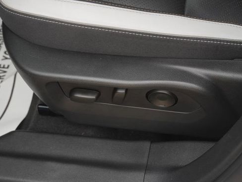 Used 2025 Buick Envision Sport Touring AWD/4WD image 20