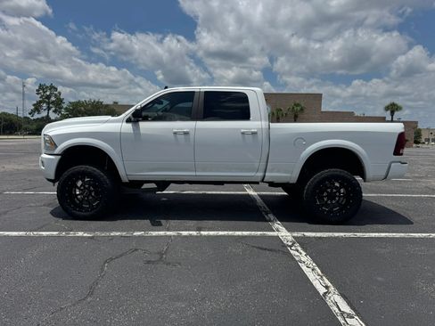 Used 2014 RAM 2500 Limited AWD/4WD image 9