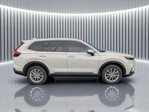 Used 2026 Honda CR-V EX image 3