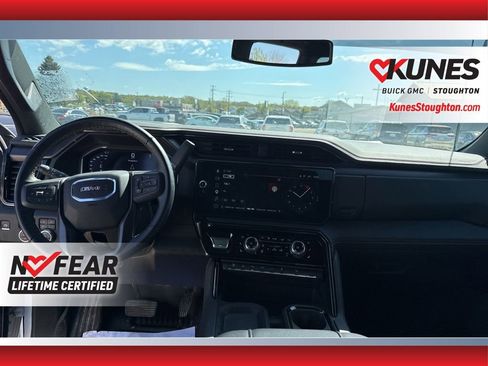 Used 2025 GMC Sierra 2500 AT4 AWD/4WD image 38