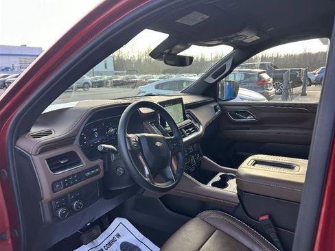Certified 2024 Chevrolet Tahoe High Country AWD/4WD image 12