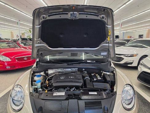 Used 2015 Volkswagen Beetle 1.8T FWD image 37