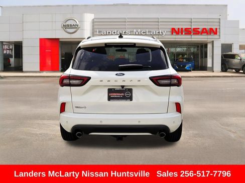 Used 2023 Ford Escape ST-Line w/ Tech Pack #1 FWD image 5