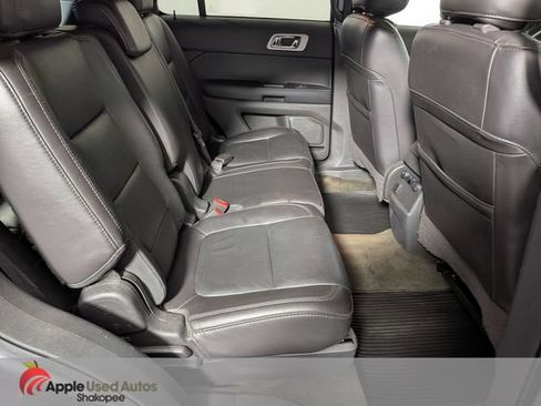 Used 2013 Ford Explorer XLT AWD/4WD image 41