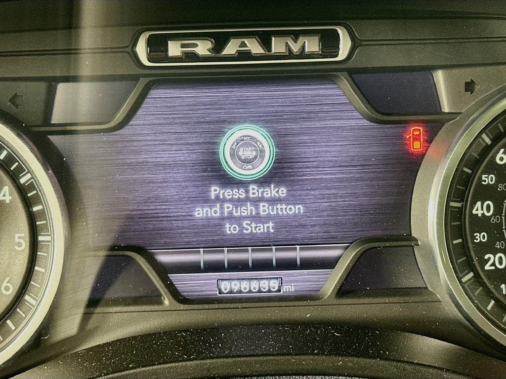Certified 2019 RAM 1500 Laramie AWD/4WD image 18