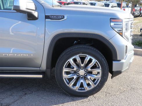 New 2026 GMC Sierra 1500 Denali w/ Denali Reserve Package image 9