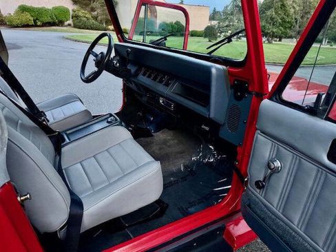 Used 1989 Jeep Wrangler Laredo image 20