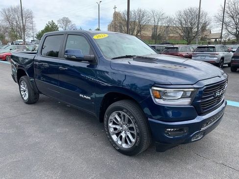 Used 2023 RAM 1500 Laramie AWD/4WD image 8