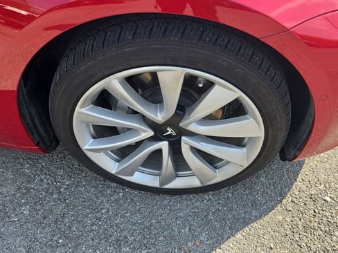 Used 2018 Tesla Model 3 Long Range AWD/4WD image 9