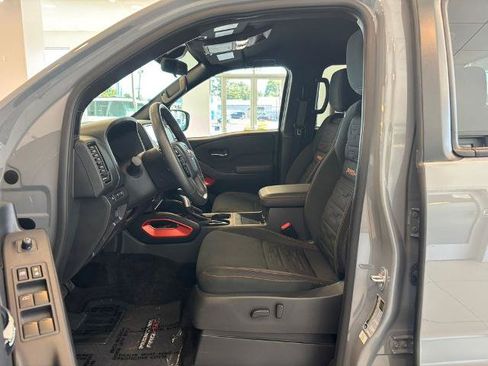 Certified 2023 Nissan Frontier PRO-4X w/ Pro Convenience Package AWD/4WD image 14