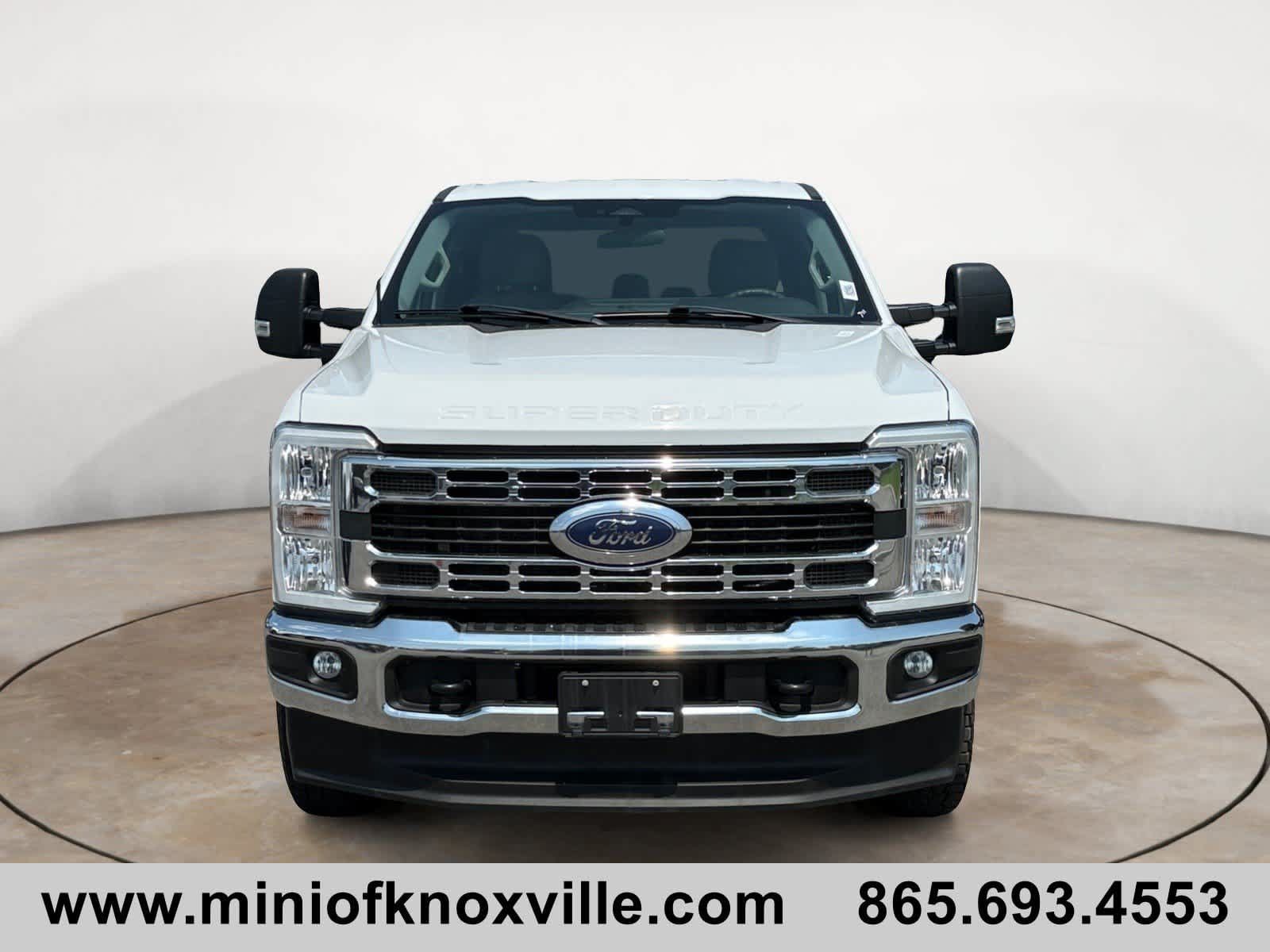 Used 2024 Ford F250 XLT w/ FX4 Off-Road Package AWD/4WD image 8