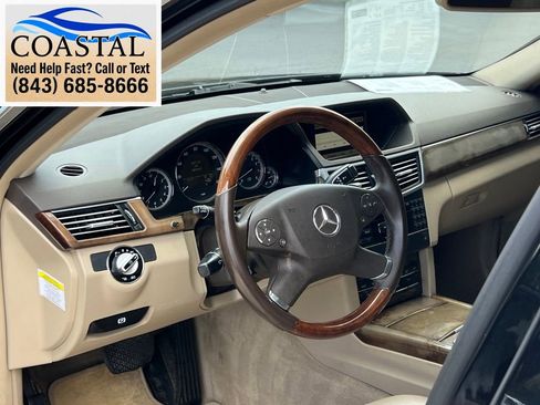 Used 2010 Mercedes-Benz E 350 4MATIC Sedan image 5
