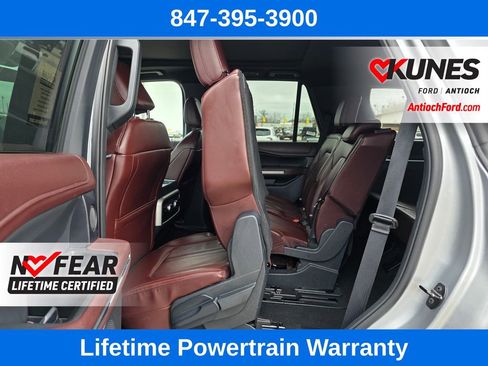 Used 2024 Ford Expedition Limited image 23