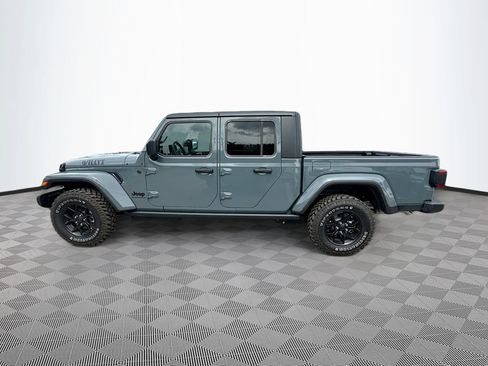 Used 2026 Jeep Gladiator Sport AWD/4WD image 9