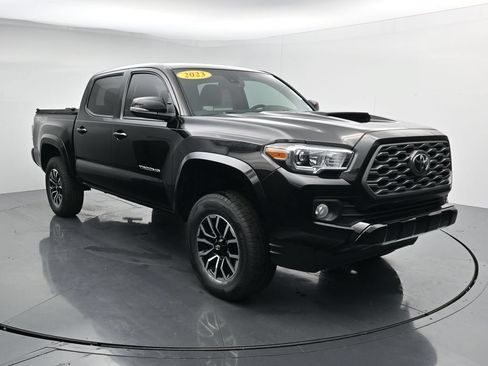 Used 2023 Toyota Tacoma TRD Sport w/ Advanced Technology Package AWD/4WD image 2