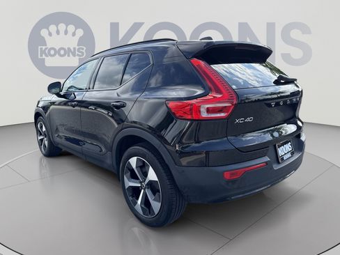 Certified 2023 Volvo XC40 B5 Ultimate w/ Climate Package AWD/4WD image 4
