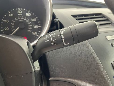Used 2010 MAZDA MAZDA3 i Sport FWD image 13