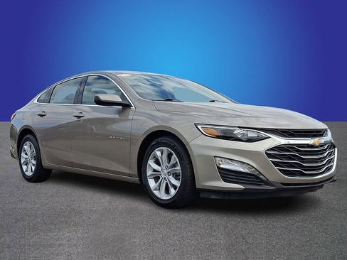 Used 2024 Chevrolet Malibu LT FWD image 3