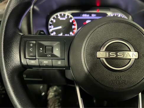 Used 2023 Nissan Rogue S AWD/4WD image 17