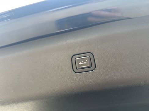 Used 2023 Buick Enclave Essence w/ Experience Buick Package image 59