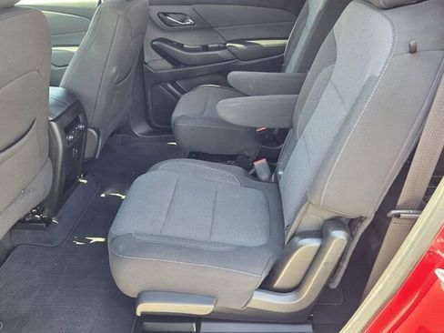 Certified 2023 Chevrolet Traverse LT image 8