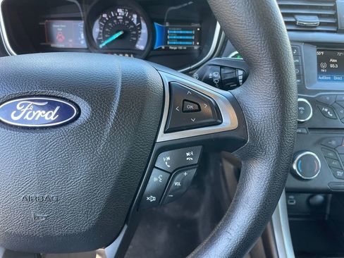 Used 2018 Ford Fusion S image 17