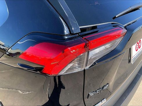 Used 2024 Toyota RAV4 XLE Premium image 27