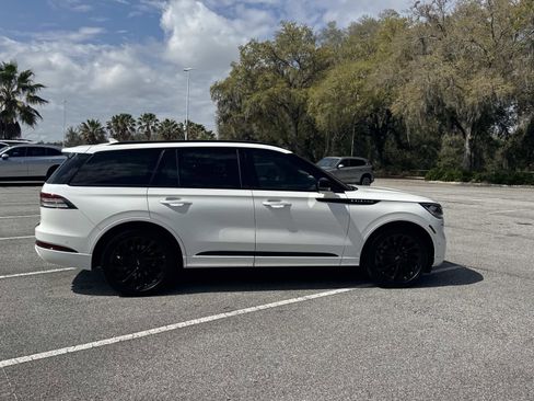 Used 2023 Lincoln Aviator Reserve w/ Jet Package image 3
