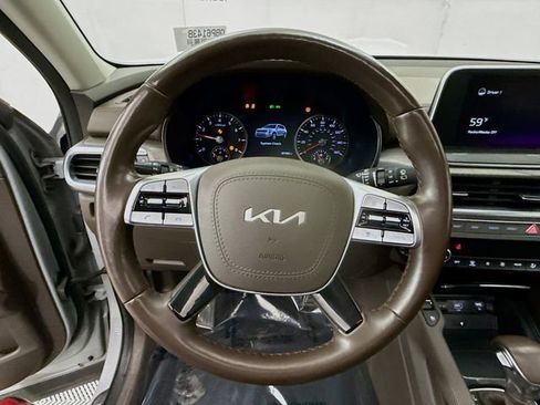 Used 2022 Kia Telluride SX w/ Nightfall Edition Package AWD/4WD image 13