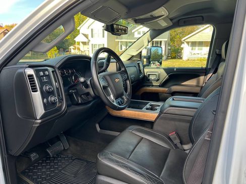 Used 2015 Chevrolet Silverado 3500 LTZ w/ Duramax Plus Package image 9