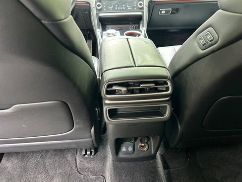 Used 2025 Genesis GV80 2.5T Standard AWD/4WD image 30