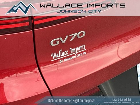Used 2023 Genesis GV70 2.5T w/ Select Package AWD/4WD image 12