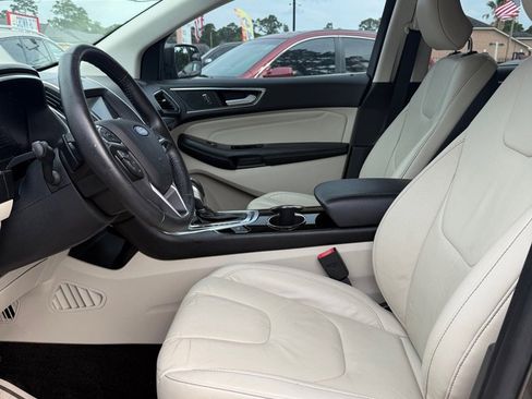 Used 2016 Ford Edge Titanium image 9