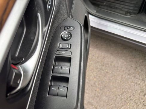 Used 2021 Honda CR-V EX image 14